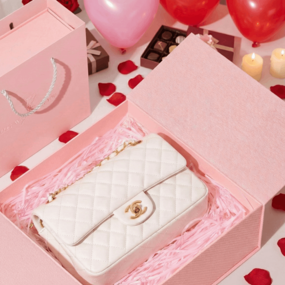 Pink Heart Gift Box - Image 3