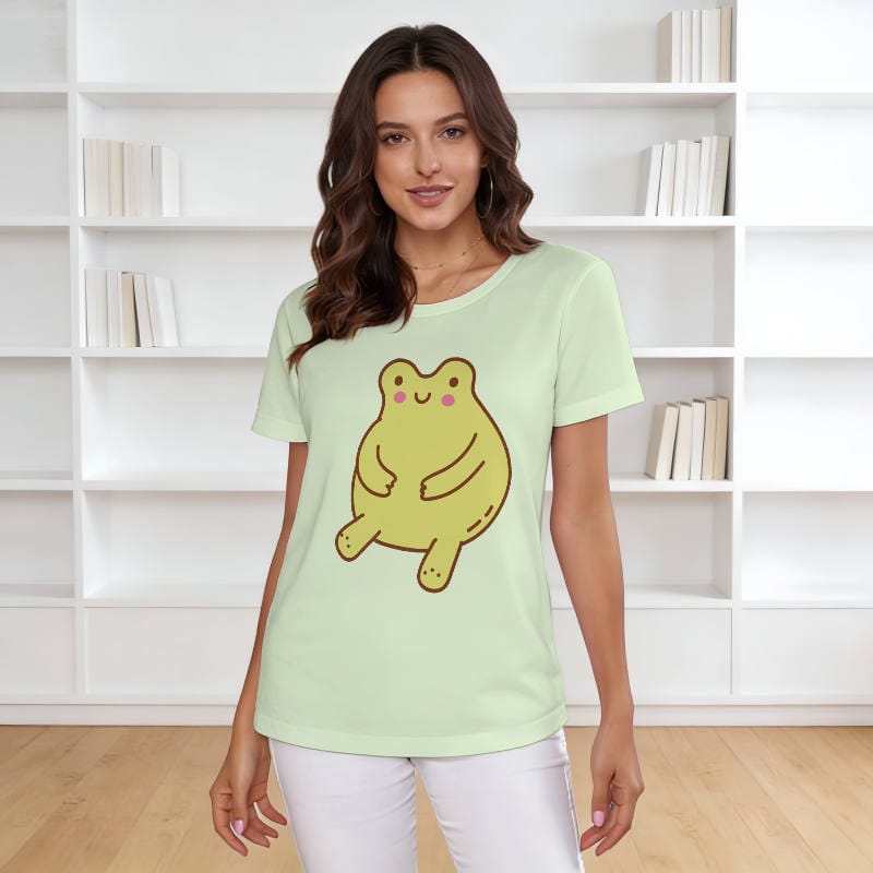 Cute Kawaii Frog Women's T-Shirt for Frog Lovers Casual Wear